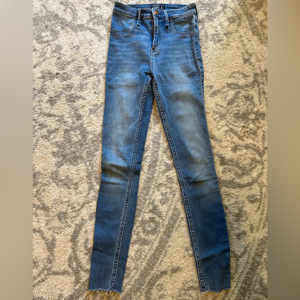 Abercrombie and Fitch Jean Legging.